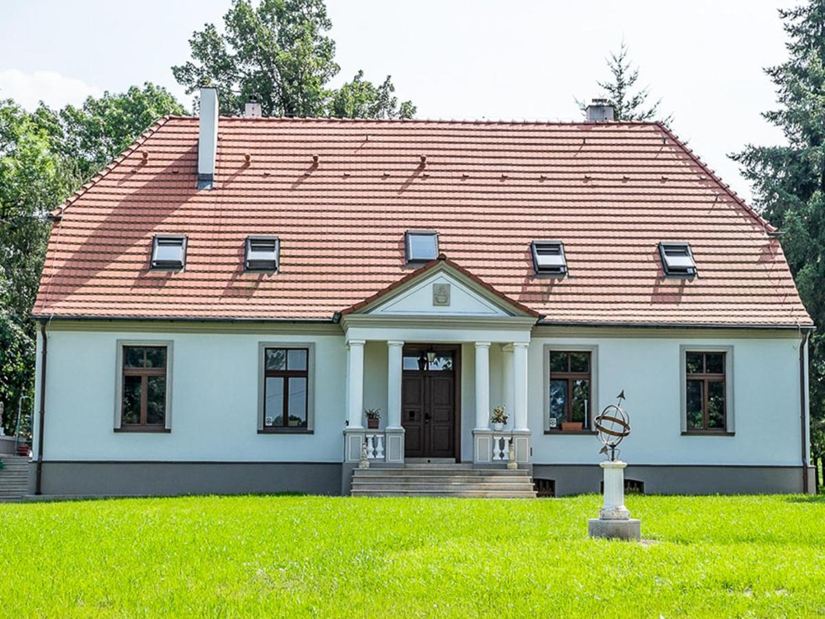 Bed and Breakfast Dwor Gogolewo Nad Warta Ksiaz Wielkopolski Экстерьер фото